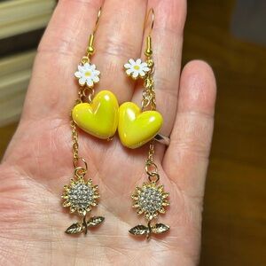3/$25 Yellow Heart & Sunflower Drop Earrings